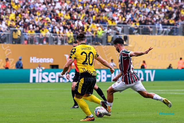 球迷狂熱，0-0激戰(zhàn)！調(diào)侃弟媳父心。