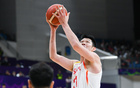 中國男籃末節(jié)乏力，險(xiǎn)勝3分！凈負(fù)10分。