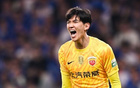 顏駿凌神級表現(xiàn)！撲三必進(jìn)球，全場MVP，中超門將之首。