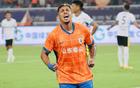 山東泰山勝西海岸，克雷桑破荒，卡扎七球五場七球
